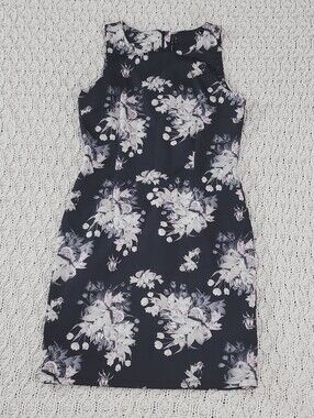 Lori M Collection Floral Shift Dress- Large